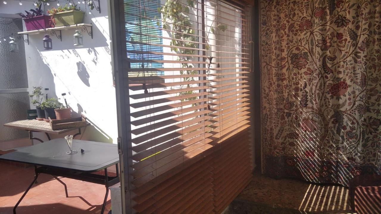 Naturalia: La Casita Con Patio Caces Dış mekan fotoğraf