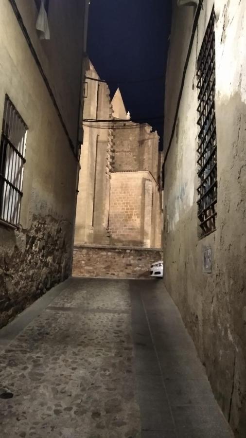 Naturalia: La Casita Con Patio Caces Dış mekan fotoğraf